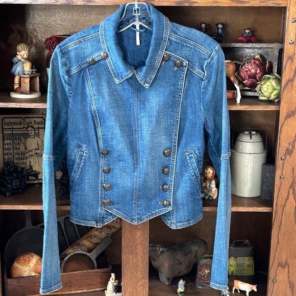 Free People Cropped Denim Jacket - Picture 2 of 14